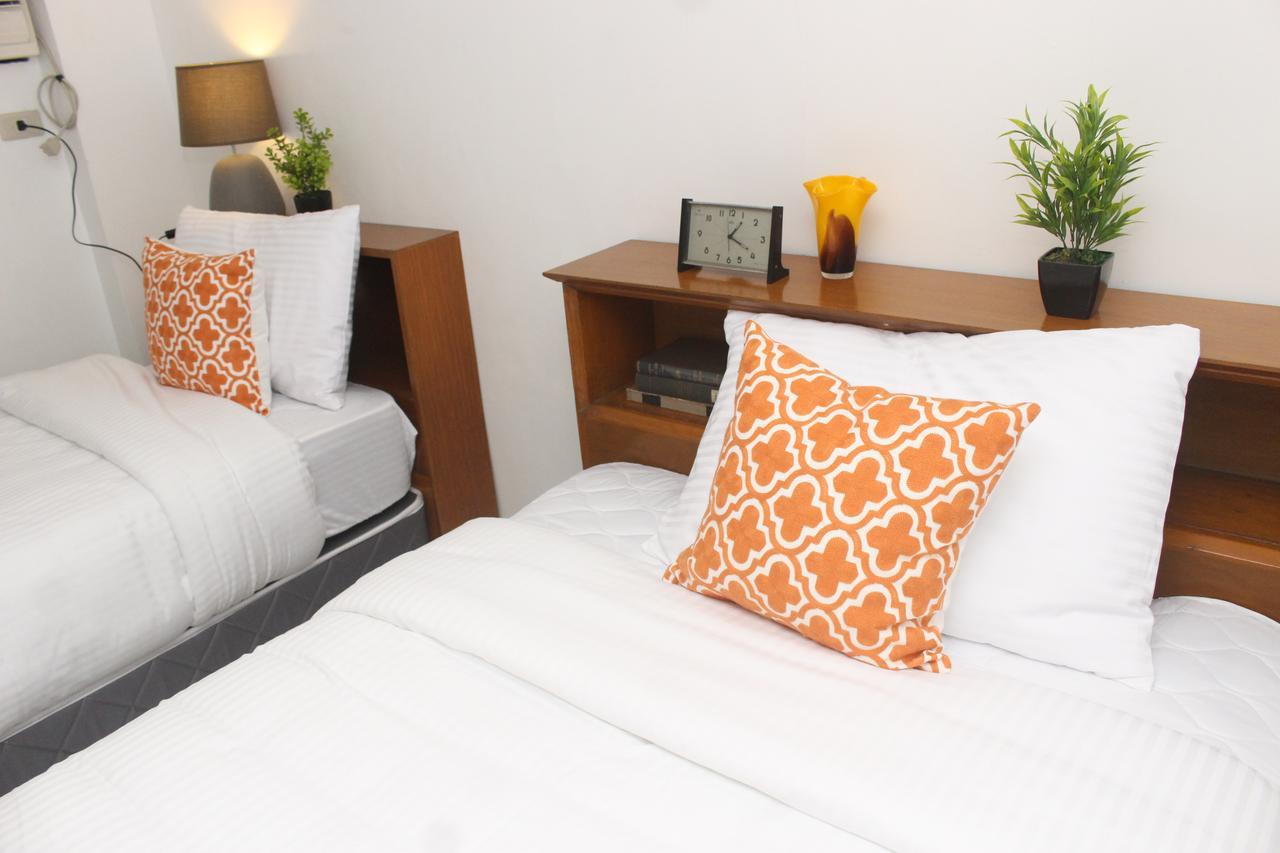 The White Bed And Breakfast Bacolod Esterno foto