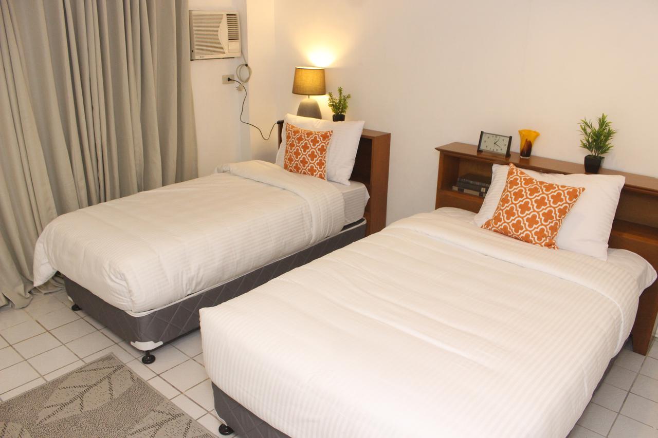 The White Bed And Breakfast Bacolod Esterno foto