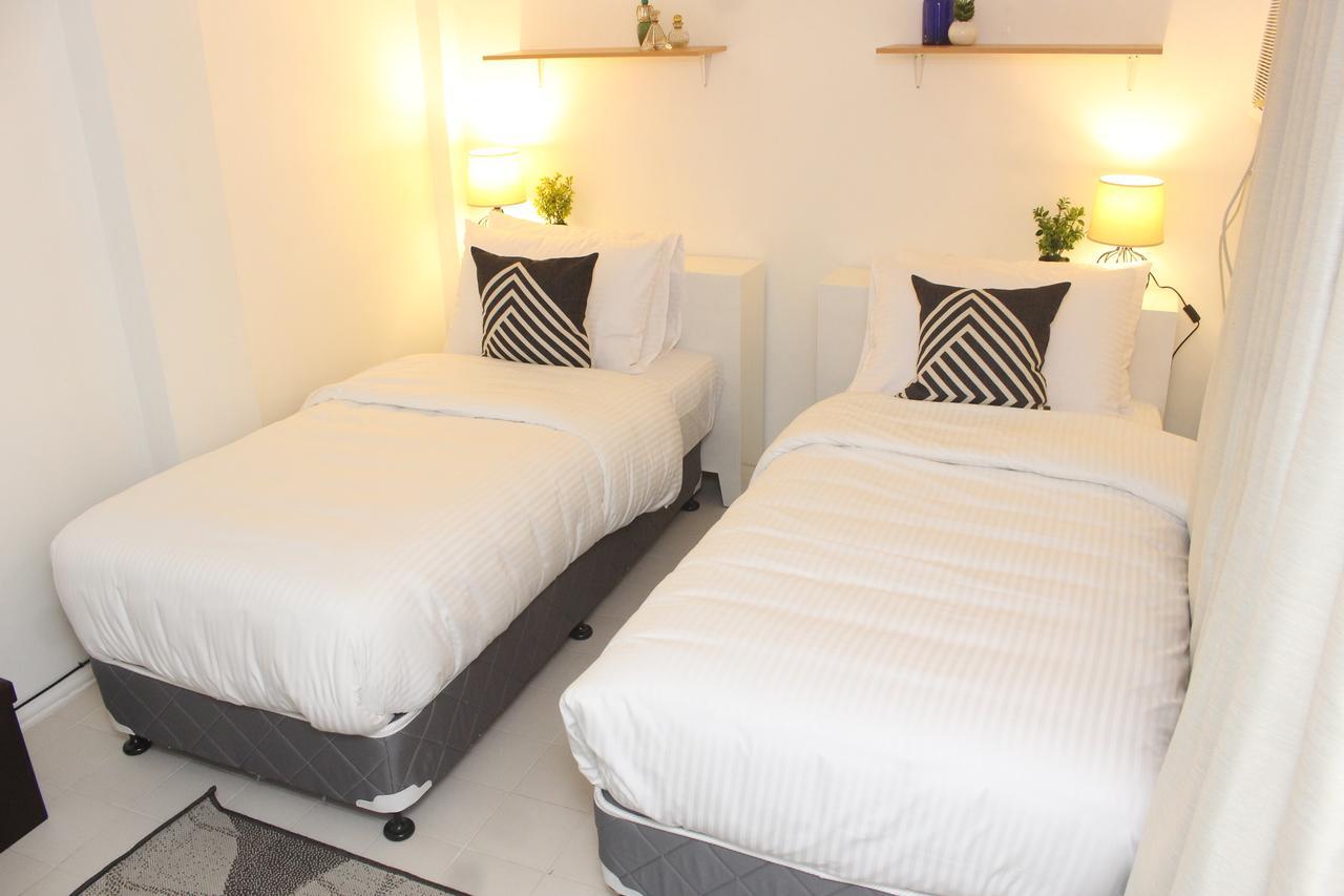 The White Bed And Breakfast Bacolod Esterno foto