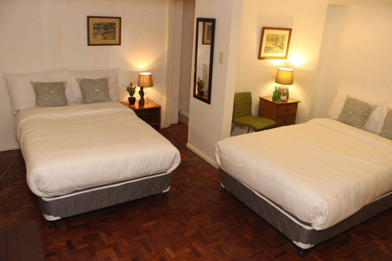 The White Bed And Breakfast Bacolod Esterno foto