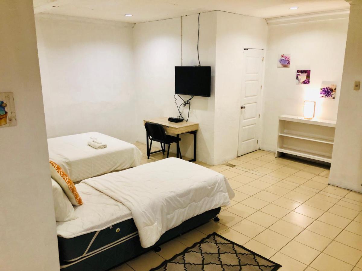 The White Bed And Breakfast Bacolod Camera foto